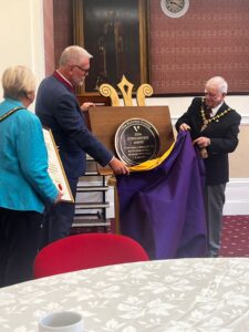 Steve Hartland presents Conservation Award to Mayor Steve Melia and Deputy Mayoress Val Thacker